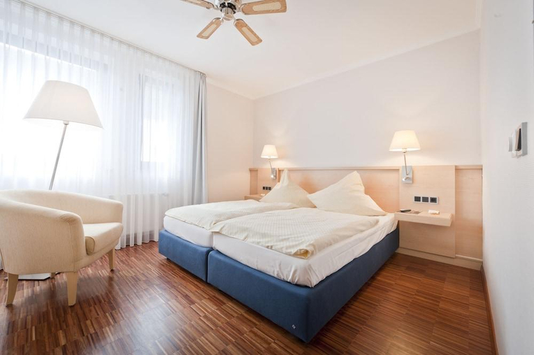 Bedroom 2, Hotel Lucke Rheine, Steinfurt