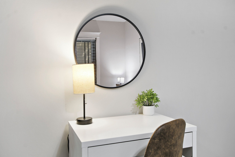 Bathroom, Bright 1BR - Woodlawn 1E, Cook