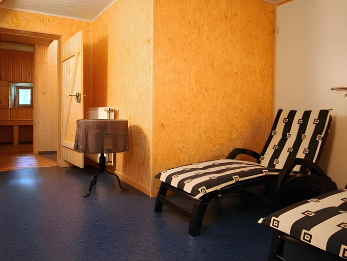 Bedroom 2, Holiday Home with Sauna in Sourbrodt, Liège