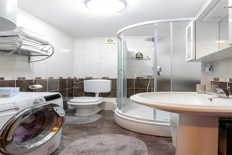Bathroom 3, Apartment Zara - Two Bedroom Apartment with Balcony - ST, Supetar