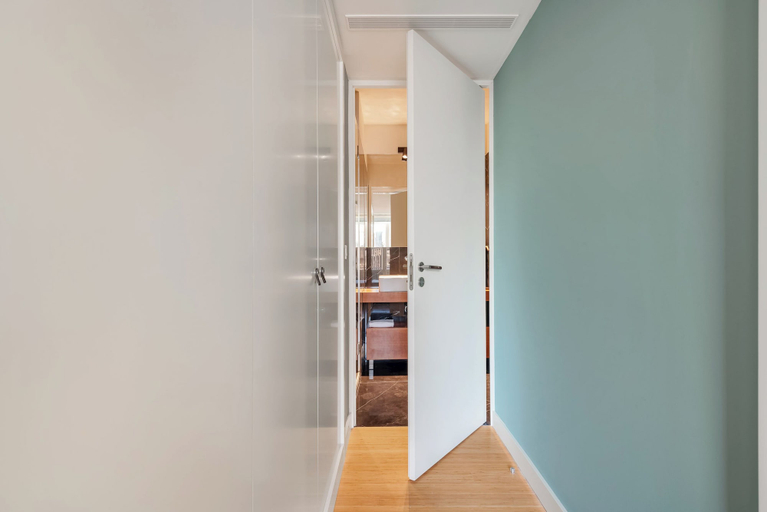 Others 3, Prt001 Liberty 119 Luxurious 1BD in Aliados, Porto