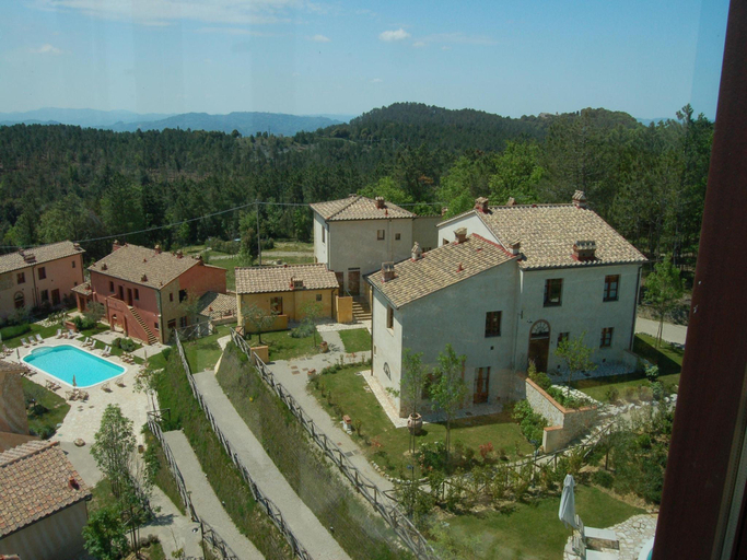 Others 4, Pretty Apartment near San Gimignano, Florence