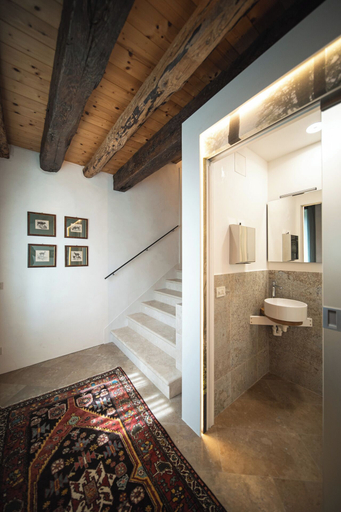 Bathroom, Tenuta Duchi Corbanus, Treviso