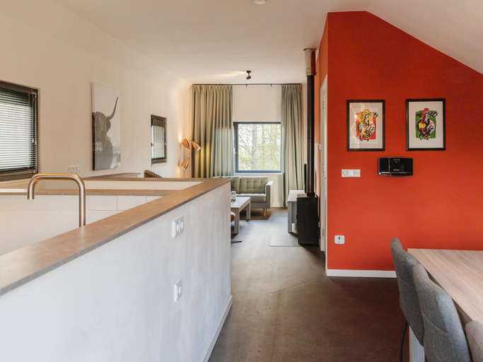 Others 4, Luxurious holiday home with rural character, De Wolden