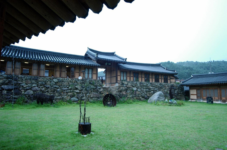 Exterior & Views 1, gapyeong cwiongyesulgwan, Gapyeong