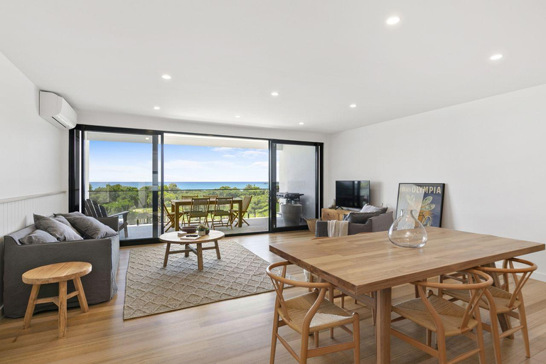 Others 3, Joy Apartment 1, Surf Coast - West