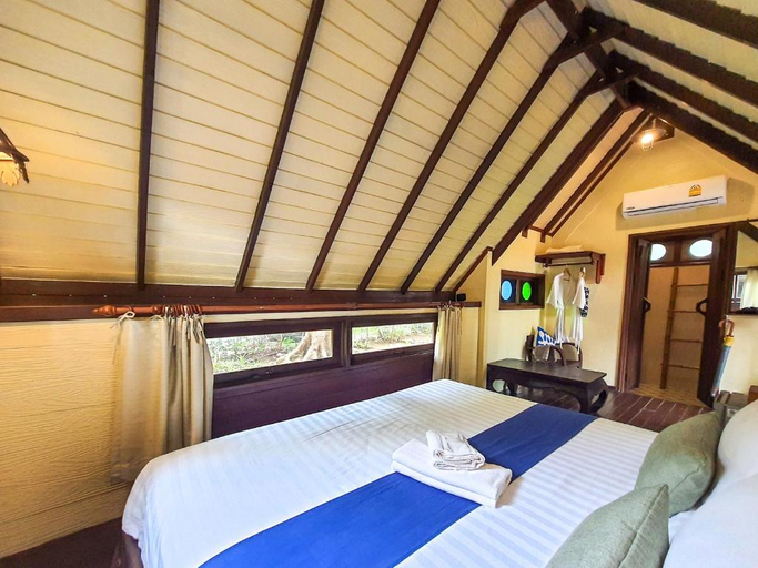Bedroom 4, Baan Thong Ching Resort, Khanom