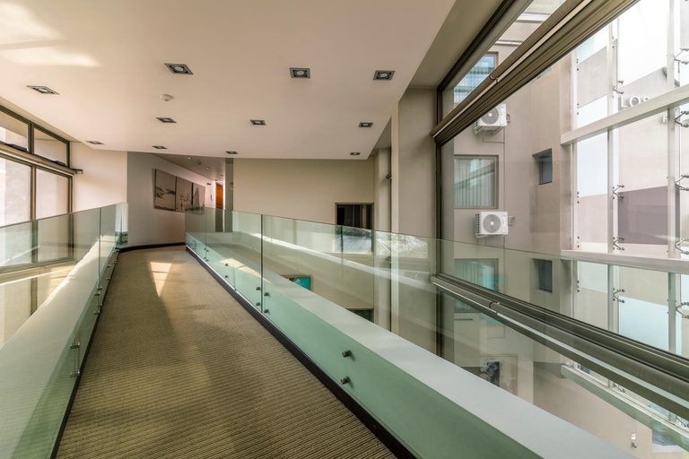 Sport & Beauty 2, Hotel Los Espanoles Plus, Santiago