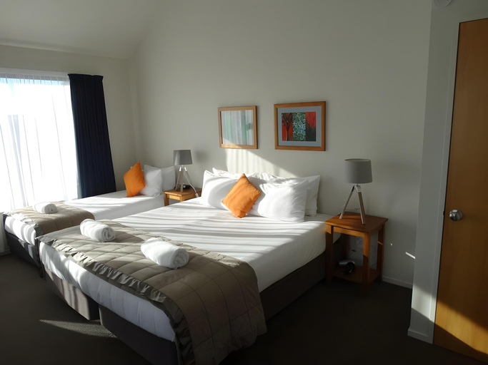 Bedroom 2, Alpine Glacier Motel, Westland
