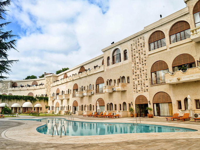 Exterior & Views 1, Uchisar Kaya Otel, Nevşehir