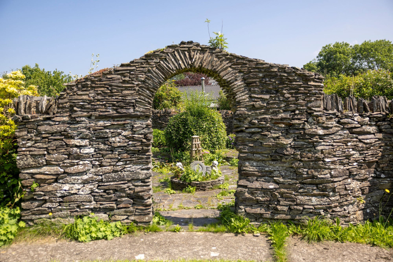 Room 4, Cornflower at Gorslwyd - Sound Retreat, Ceredigion