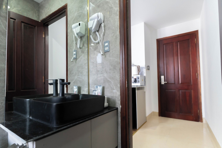Bathroom 4, MaMa Hotel And Apartment, Da Nang