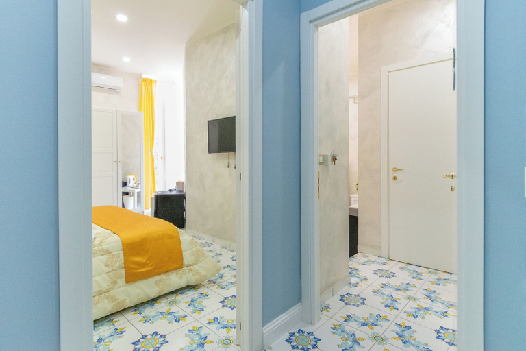 Bedroom 4, Alma Adry, Napoli