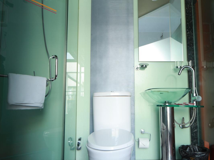 Bathroom, Sensheng Shiyang Apartments, Shanghai