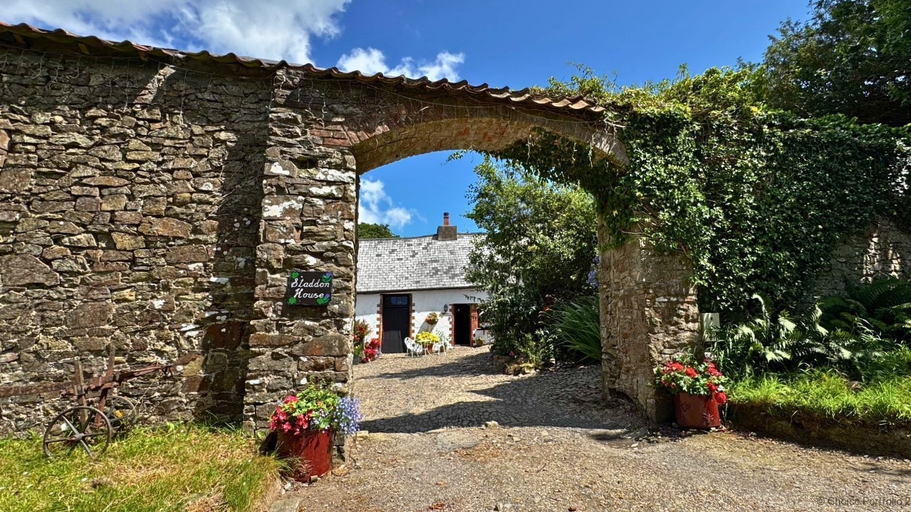 Others 1, Monkleigh Coachmans Cottage 1 Bedroom, Devon