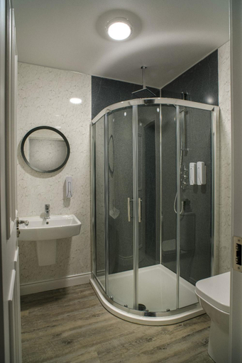 Bathroom, Nannys