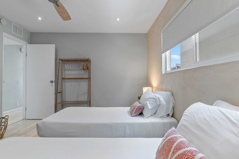 Bedroom 4, Walk to Trestles Beach, Shared Yard+firepit El Camino Surfhouse A by Avantstay, Orange