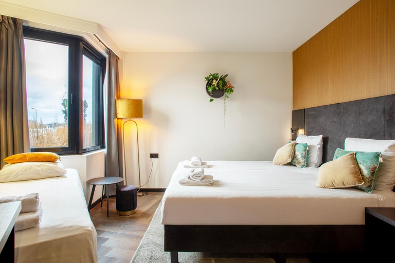 Bedroom 4, Hotel Lowietje Lisse - Keukenhof, Lisse