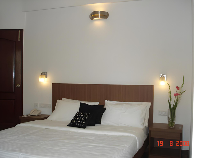 Bedroom 2, Thyme The Transit Hotel, Bangalore
