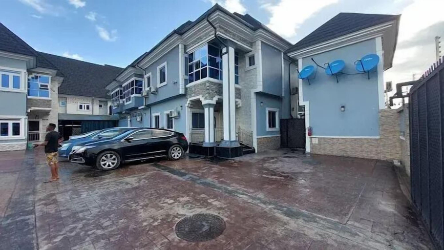 Exterior & Views 2, Benbliss Hotel and Suites, Udu