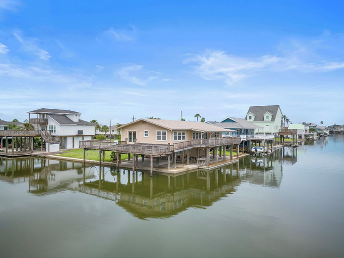 Others 4, The Great Dane by Ryson Vacation Rentals, Galveston