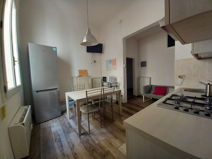 Room 4, Cavour 46 Second in Firenze, Florence