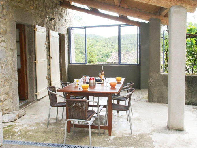 Others 4, Hilltop Stay near Beaulieu, Ardèche