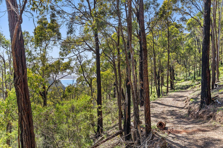 Others 2, Big Hill Rustic Retreat, Surf Coast - West