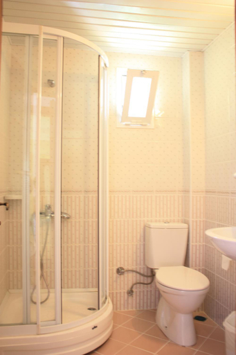 Bathroom 3, Toloman Hotel Bitez Beach, Bodrum