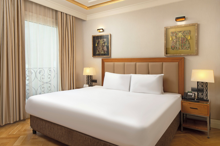 Others 3, Golden Age Hotel Taksim, Beyoğlu