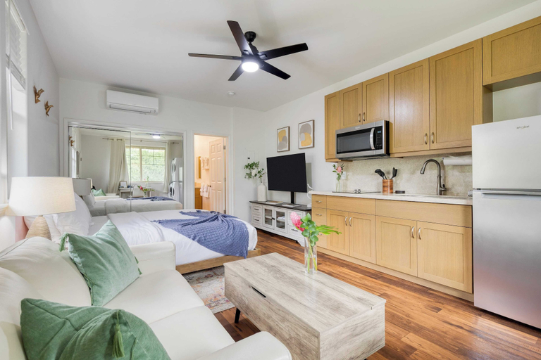 Others 3, Studio Nene by AvantStay | Chic, Cozy, King Bed, Honolulu