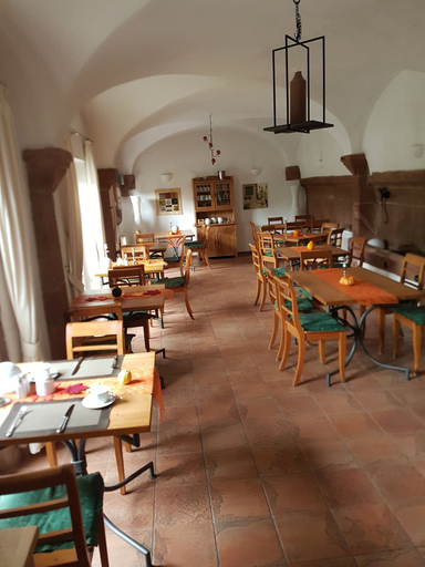 Food & Drinks 4, Alter Winzerhof Weisenheim am Berg e.K., Bad Dürkheim