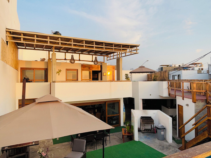 Others 4, El Templo Surf House, Lima