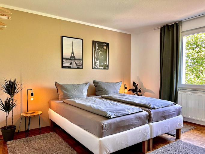 Others 4, Apartment Oase for Four, Saalekreis