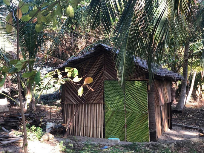 Others 4, Thapovanam, Island South (Velanai)