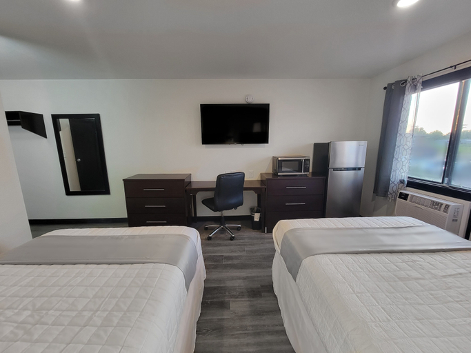 Room 2, The Suite Inn, Ward