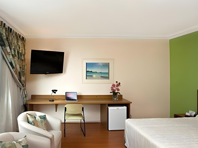 Bedroom 2, Regency Park Hotel, Rio de Janeiro