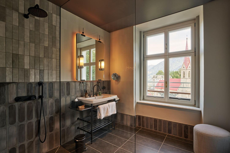 Bathroom 5, A-ROSA Straubinger Grand Hotel Bad Gastein - Adults Only, Sankt Johann im Pongau