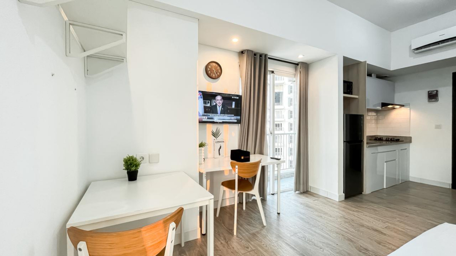 Others 2, Studio Apartment at Casa De Parco near ICE BSD By Travelio, Tangerang