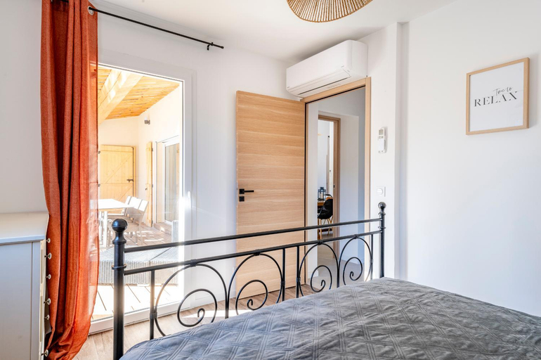 Bedroom 2, Villa 6p SUD - pool privee chauffee, climatisee, Golfe St-Tropez, Var