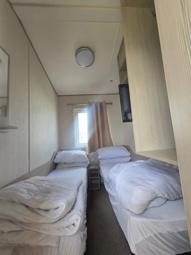 Room 2, Caravan Kirsty 3 Bedroom, Denbighshire