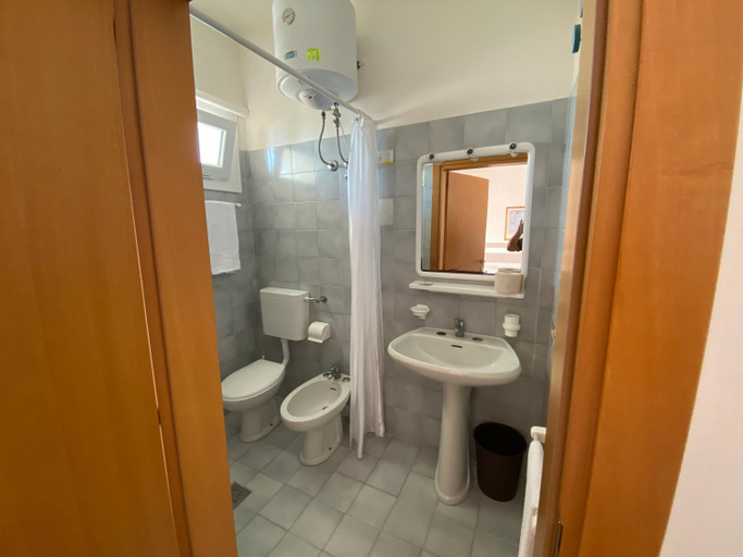 Bathroom 3, Hotel Villa Garda, Venezia