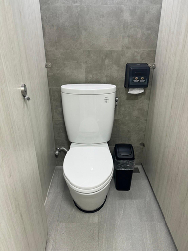 Bathroom 4, Just Live Hostel, Taipei City