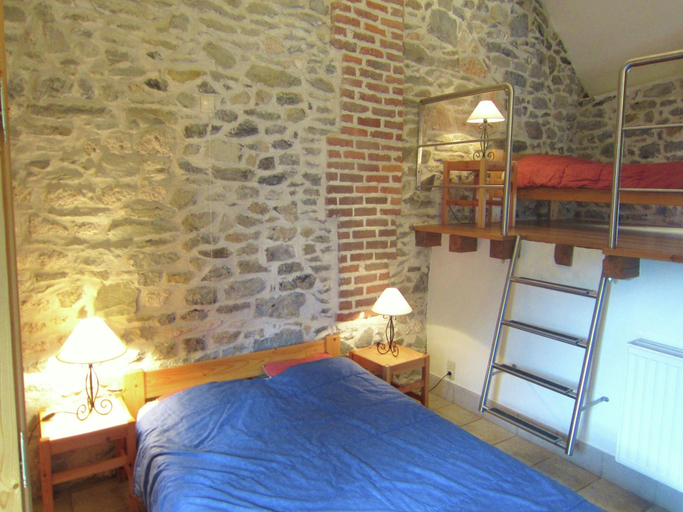 Bedroom 2, Alpine Getaway in Neustift, Namur