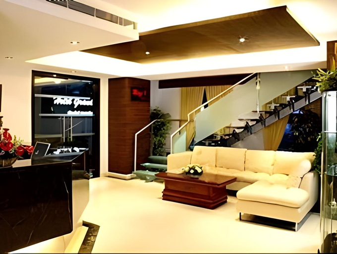 Public Area, Octave Hotel - Double Road                                                                      , Bangalore