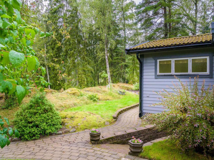 Others 4, star holiday home in Sparreholm, Flen