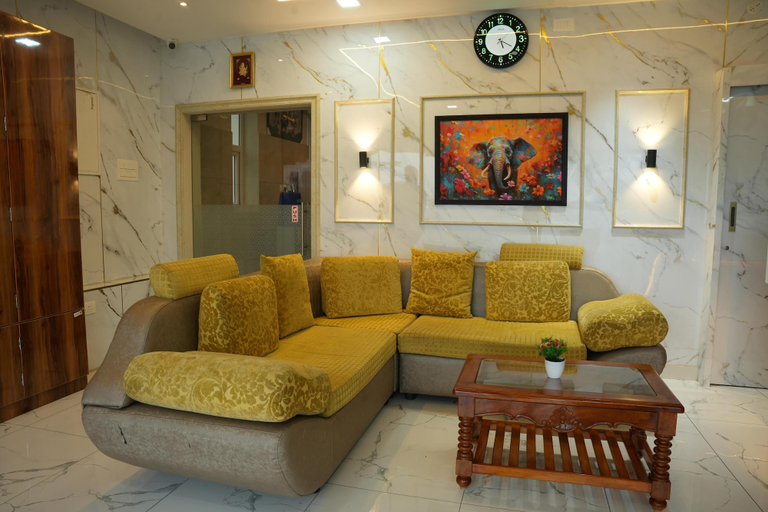Others 5, RMV Inn, Vellore