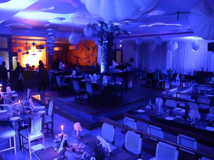 Food & Drinks, Aarohi Starz Hotel, Ahmadabad