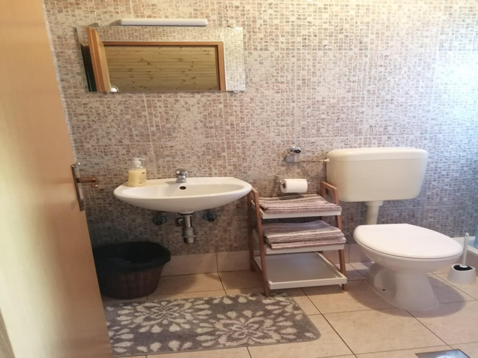 Bathroom 3, Guesthouse Zafran- Room With Landscape View, Plitvička Jezera