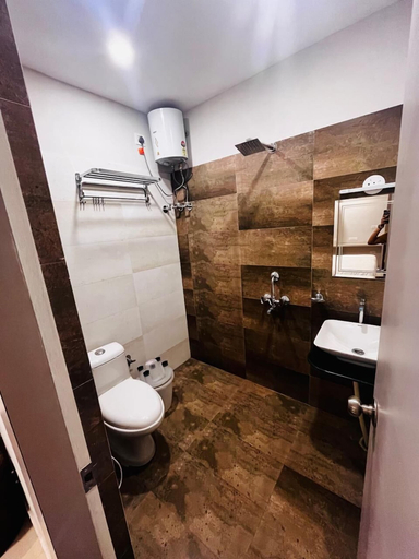 Bathroom 3, Konark Palace Hotel, Udaipur